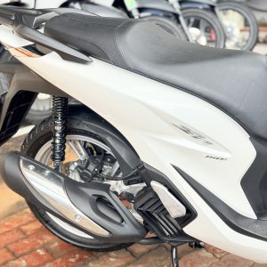 SH 150i trắng đen cũ tại Xe Tuấn Đạt Buôn Ma Thuột