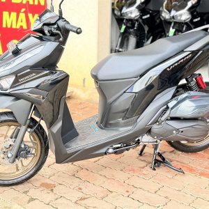 Vario 125 2025 lướt toàn thân bên hông tại Xe Tuấn Đạt
