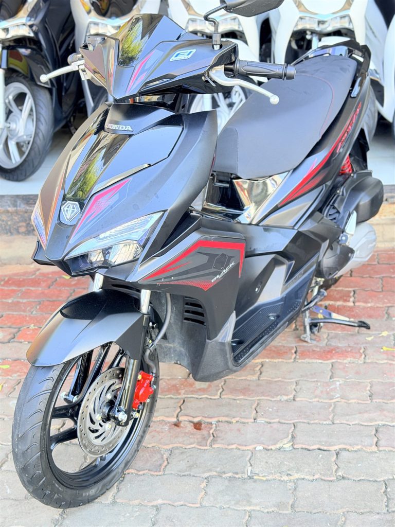 Honda Air Blade 2019 đen nhám heo dầu đỏ tại Xe Tuấn Đạt