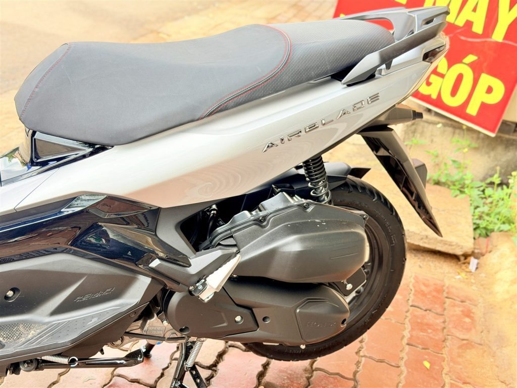 AB 150 2022 cũ phanh ABS bạc Porsche tại Xe Tuấn Đạt Buôn Ma Thuột - ảnh 7