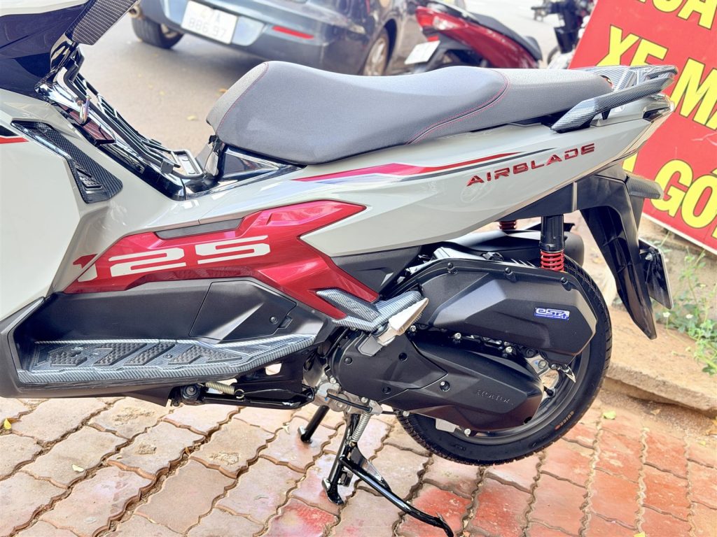 AB 2025 cũ 125cc xám xi măng tại Xe Tuấn Đạt Buôn Ma Thuột - ảnh 7