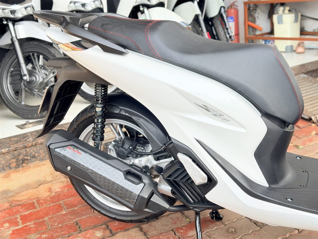 SH 125i 2023 cũ màu trắng đen tại Xe Tuấn Đạt Buôn Ma Thuột - ảnh 11