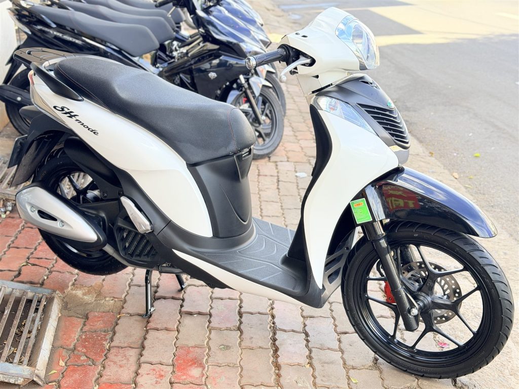 Honda SH Mode 2020 trắng đen dòng bỏ mẫu tại Xe Tuấn Đạt