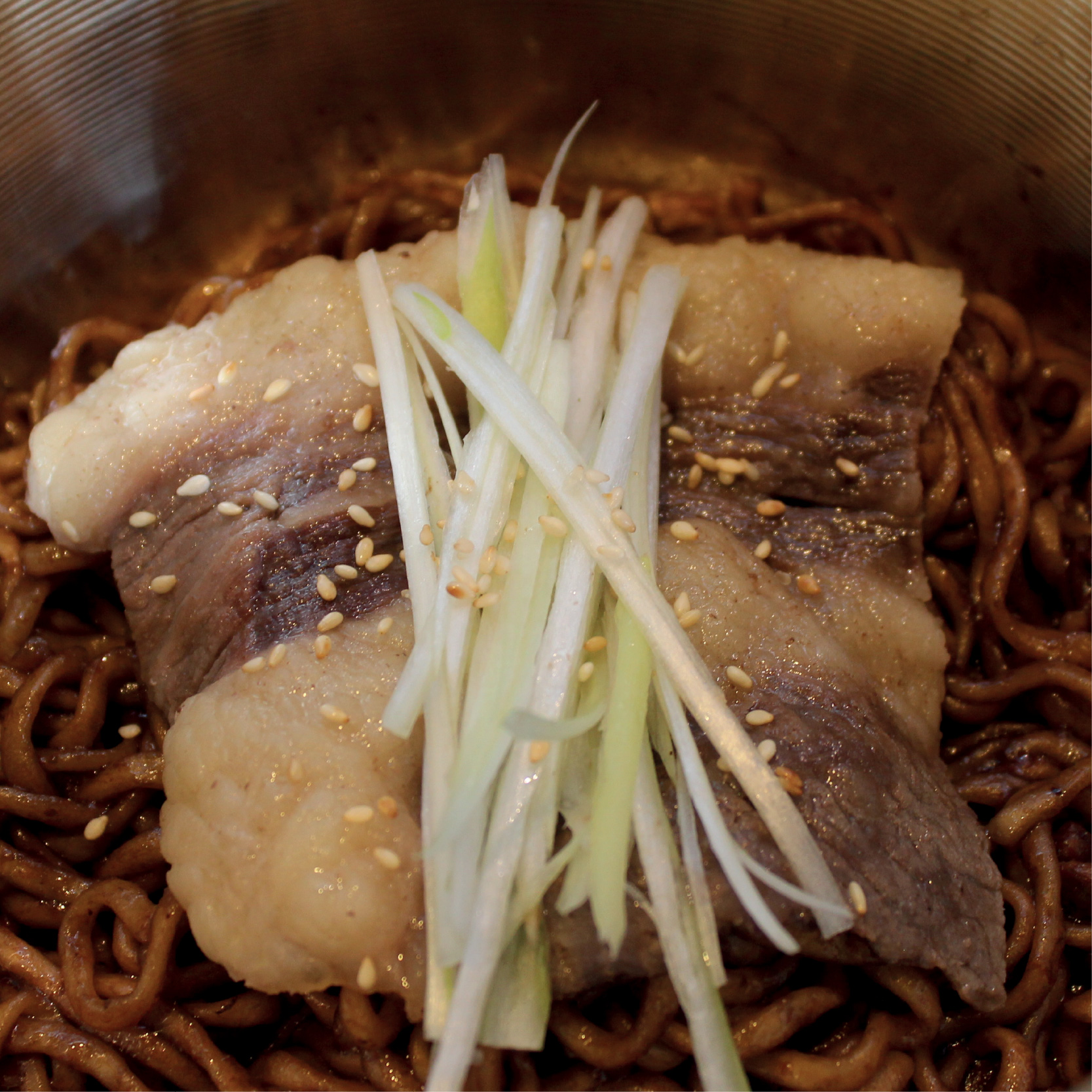 Mỳ tương đen thịt bò