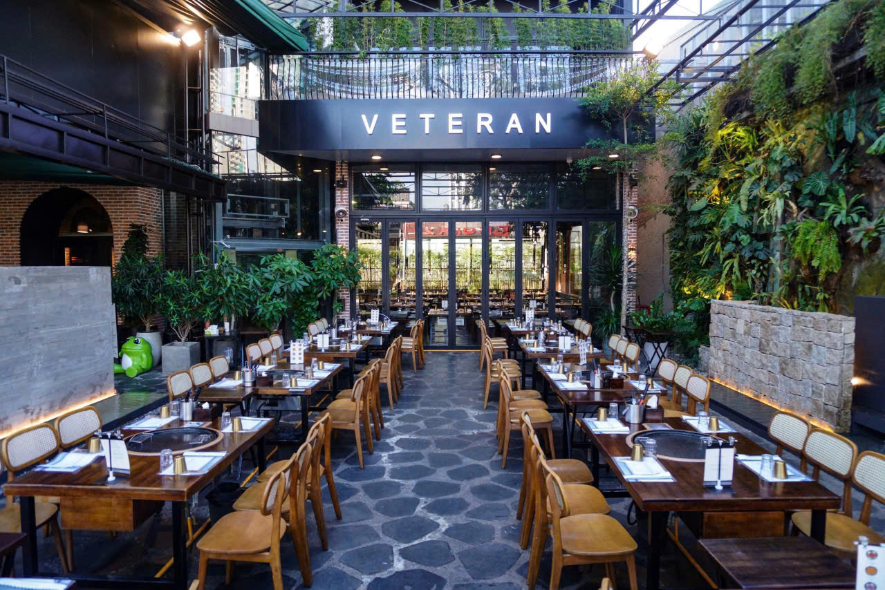 Veteran Restaurant exterior