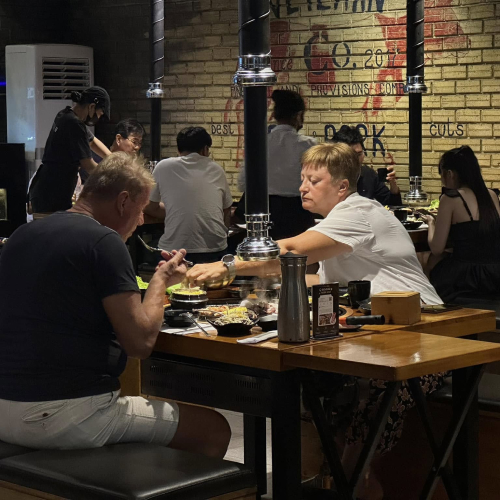 Veteran dining